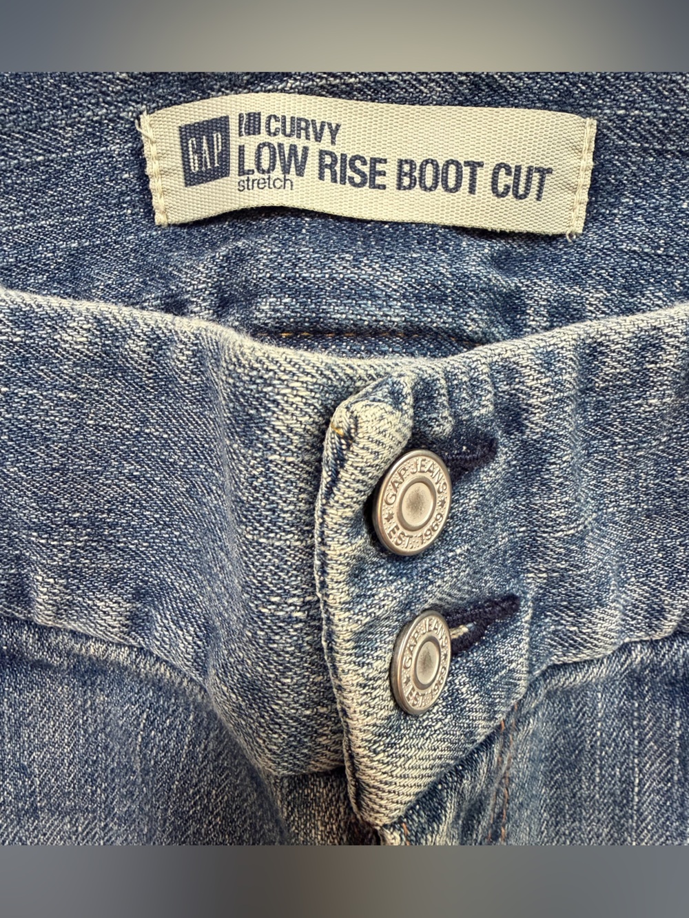 Gap Low rise boot cut curvy size 10 - Picture 12 of 14